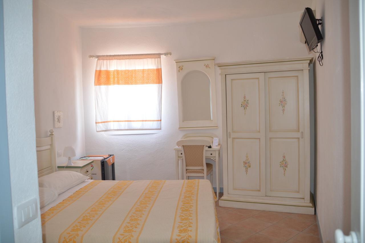 Hotel Il Timone Куньяна Экстерьер фото